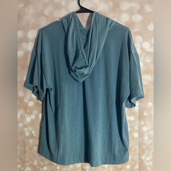 🔵 5 for $25 RBX Lightweight Hooded Athletic Short Sleeve Top - Picture 3 of 8